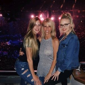 Meet your Posher, Shelley